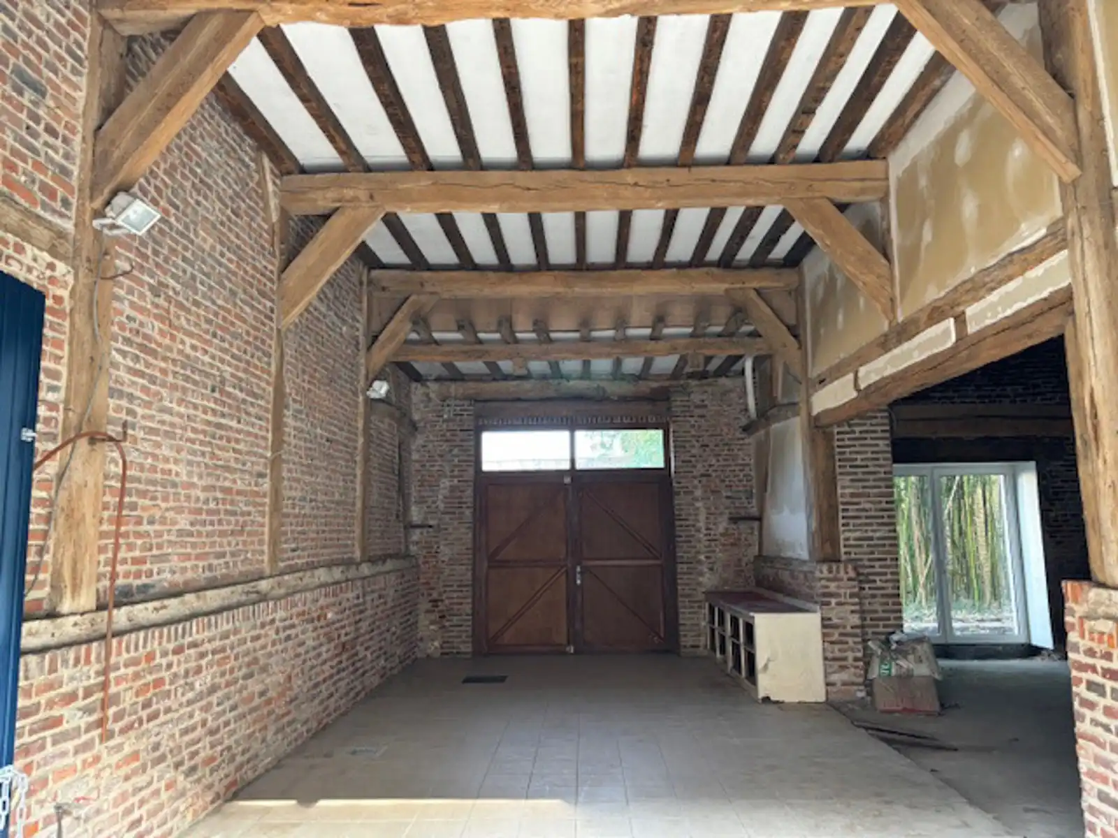 Herenwoning met inrijpoort te Tienen foto 3