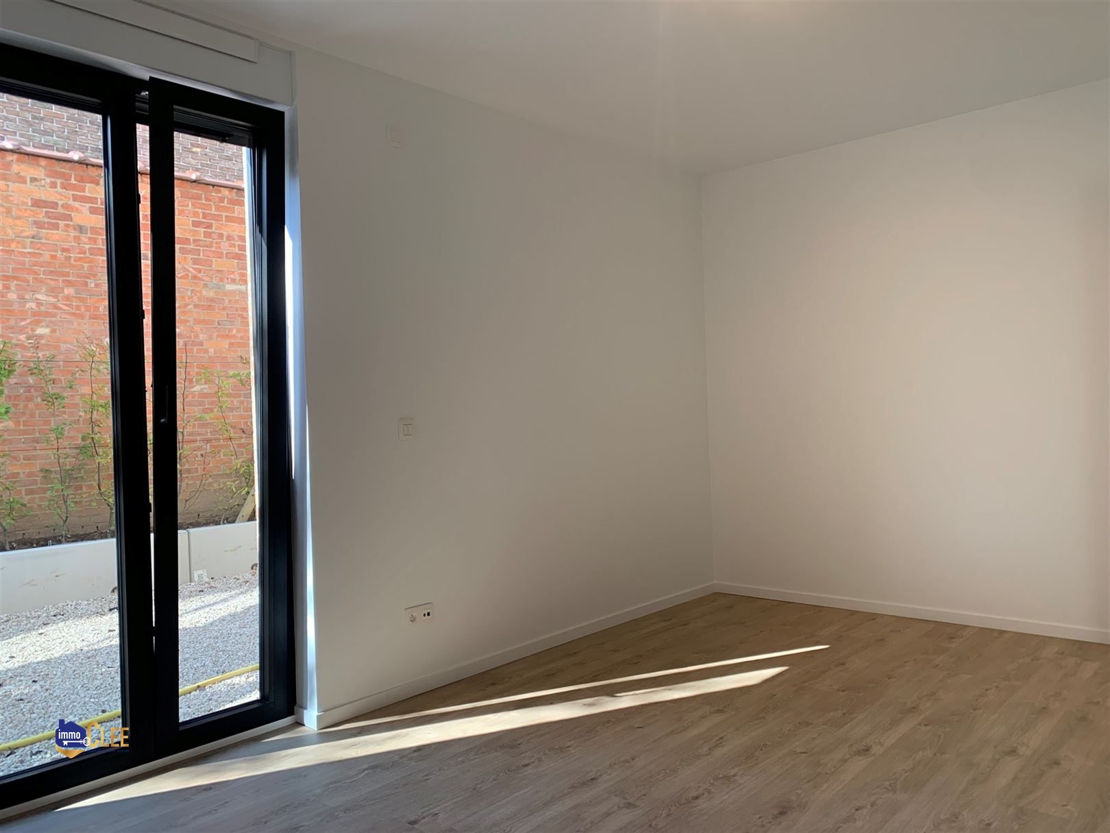 Ruim gelijkvloers appartement in Sint-Truiden foto 12
