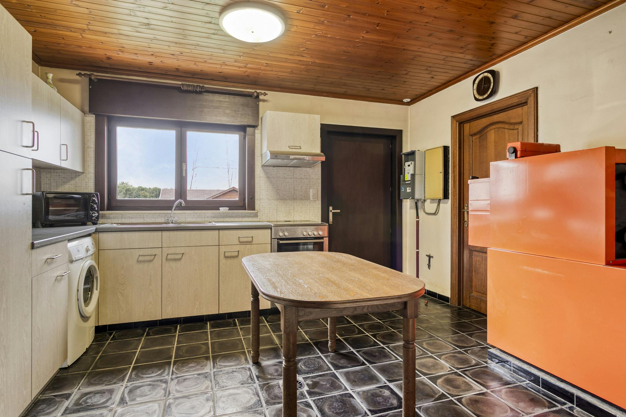 Gelijkvloers huis op ruim perceel te koop in Waregem foto 12