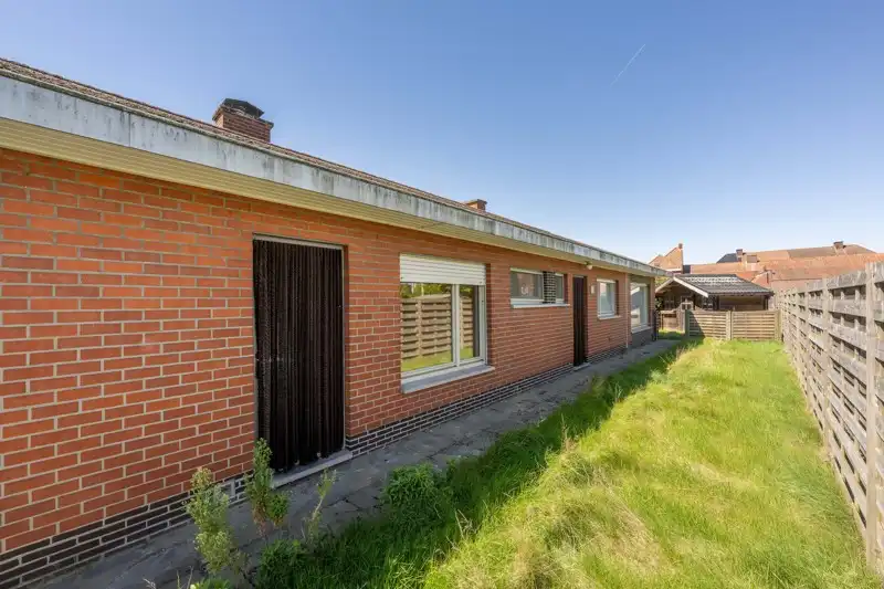 Alleenstaande gelijkvloerse woning met tuin, 3 slaapkamers en inpandige garage centrum wakken TE KOOP foto 20