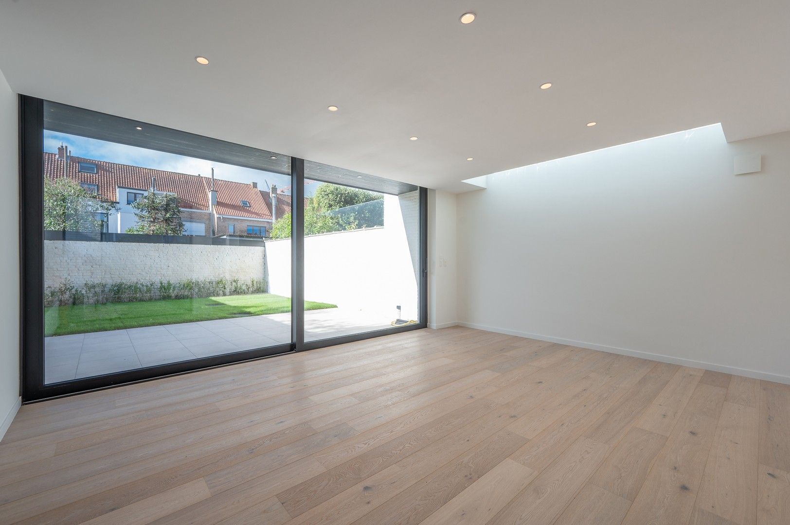 Prachtig gerenoveerde woning in een rustige omgeving nabij de Magere Schorre. foto 11