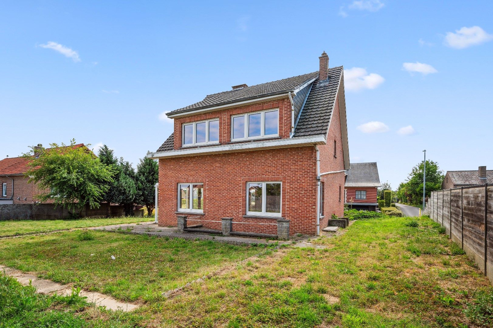 Ruime open bebouwing met tuin, garage en 3 slaapkamers in Willebringen. foto 22
