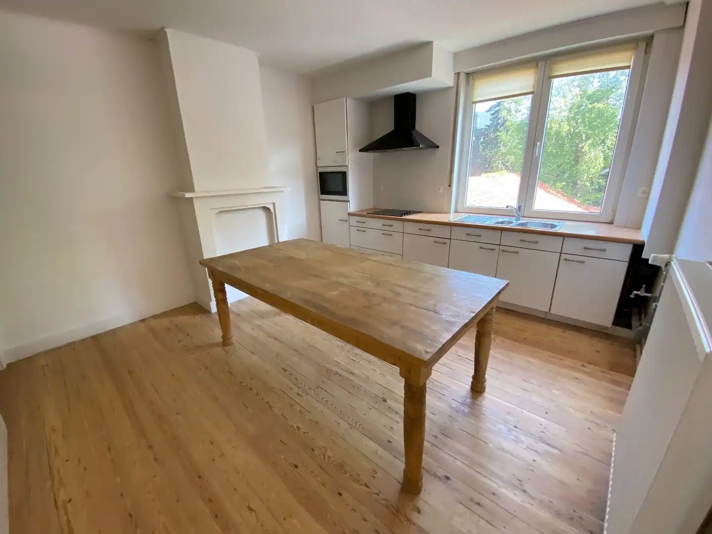 Ruim appartement in het bruisende centrum van Deerlijk TE HUUR! foto 13