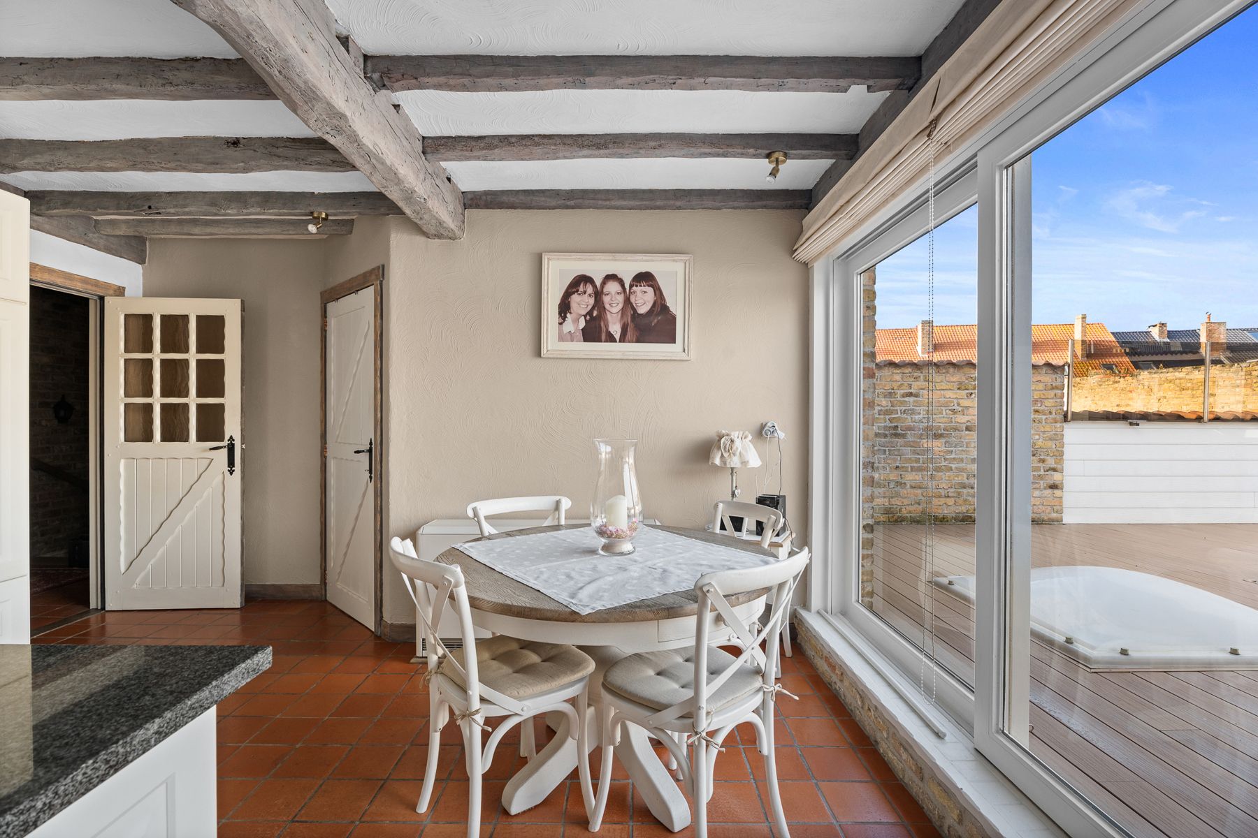 Ruime 5 slpk duplex met uniek zonneterras in hartje Oostende foto 3