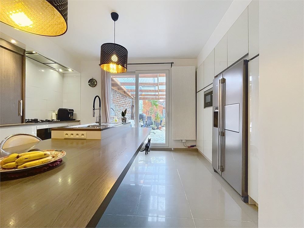 HOB met 4 - 5 slpks en super gezellig zuiders ingerichte tuin foto 11