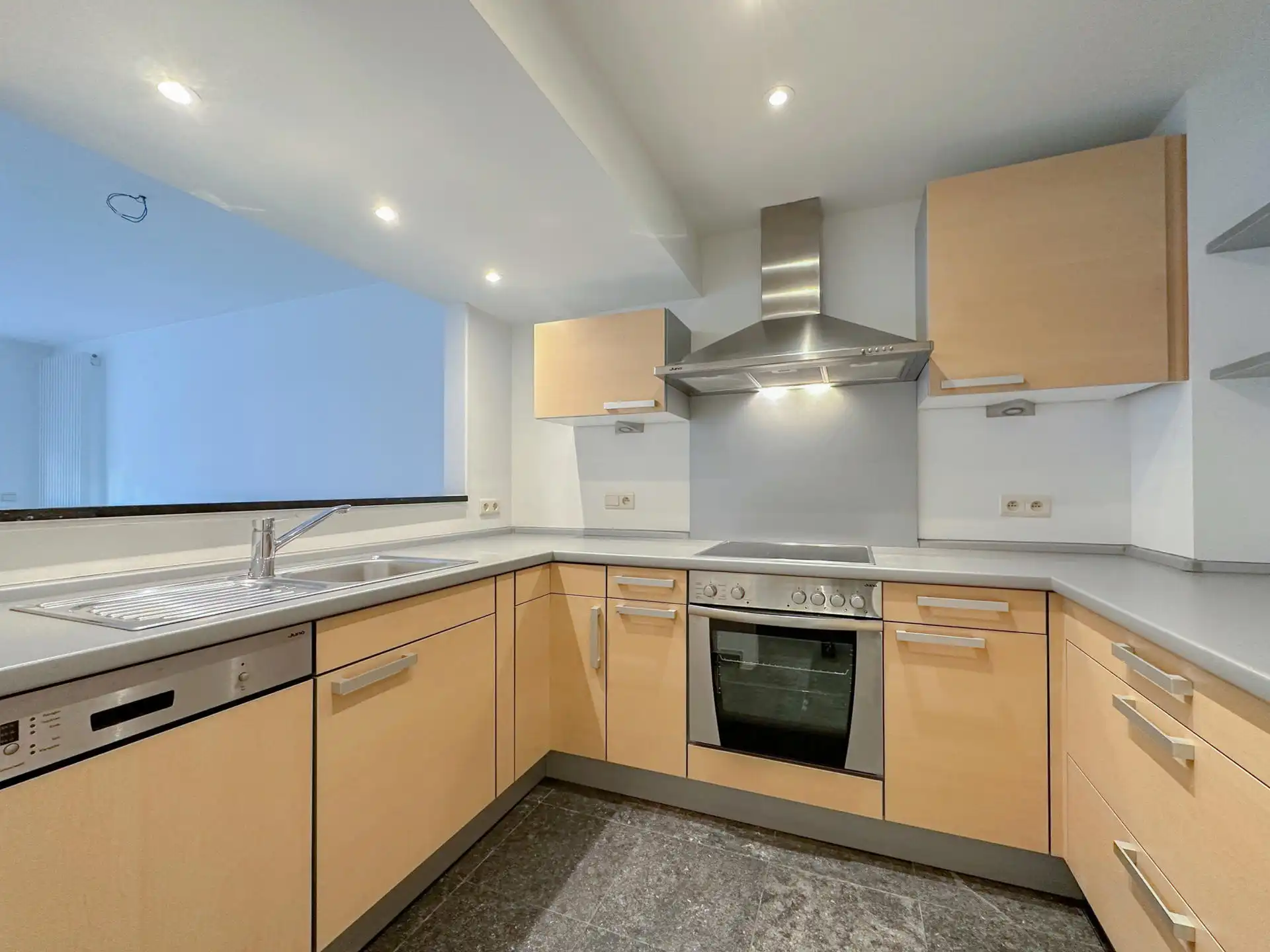 Aangenaam appartement op een topligging nabij Driehoeksplein foto 8