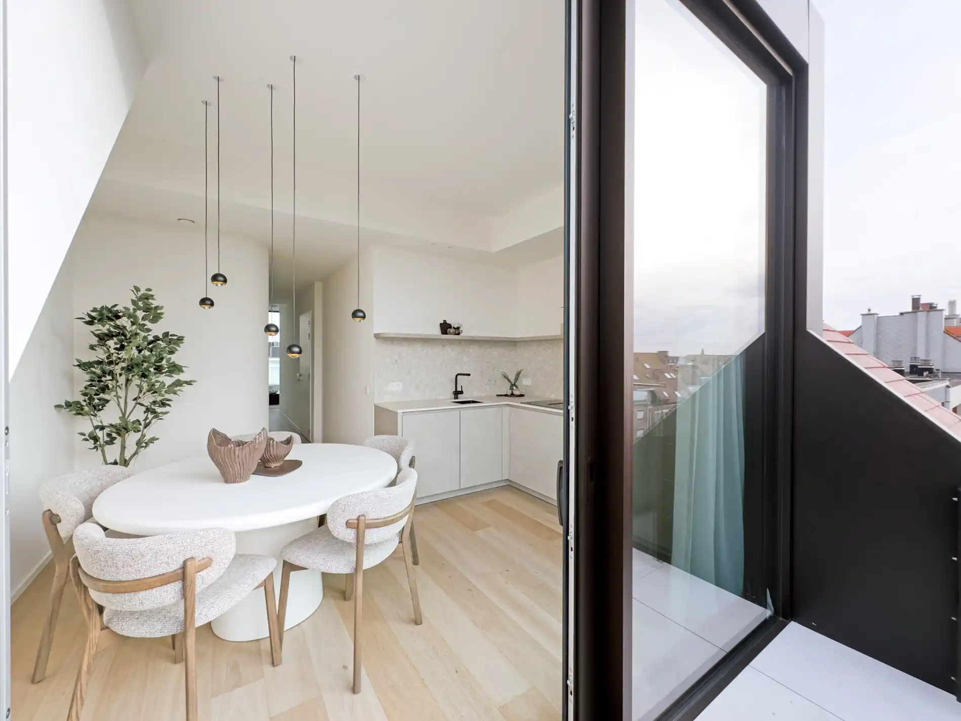 Afgewerkt nieuw duplex dakappartement met zijdelings zeezicht in het centrum van Knokke foto 11