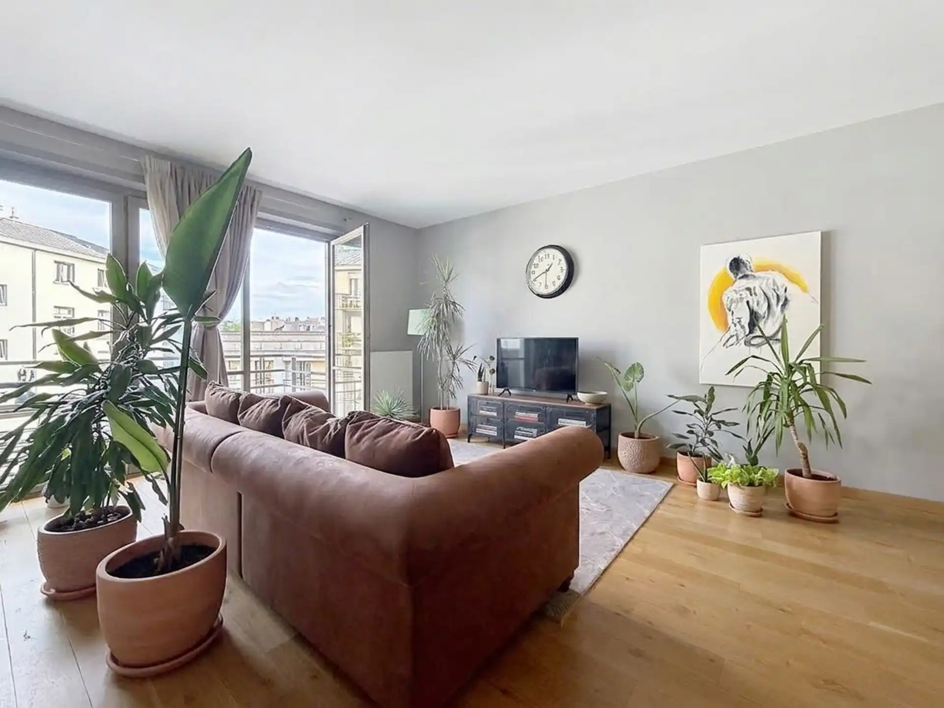 Vlakbij de Botanische Tuinen, mooie flat met 2 slaapkamers  foto {{pictureIndex}}