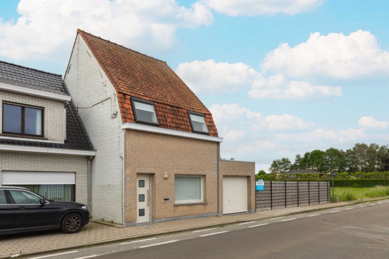 Wielsbeke - Ooigem : charmante woning op 360 m² voorzien van 2 slaapkamers met mogelijkheden in de zolder en extra werkplaats/garage van 27 m² foto 4