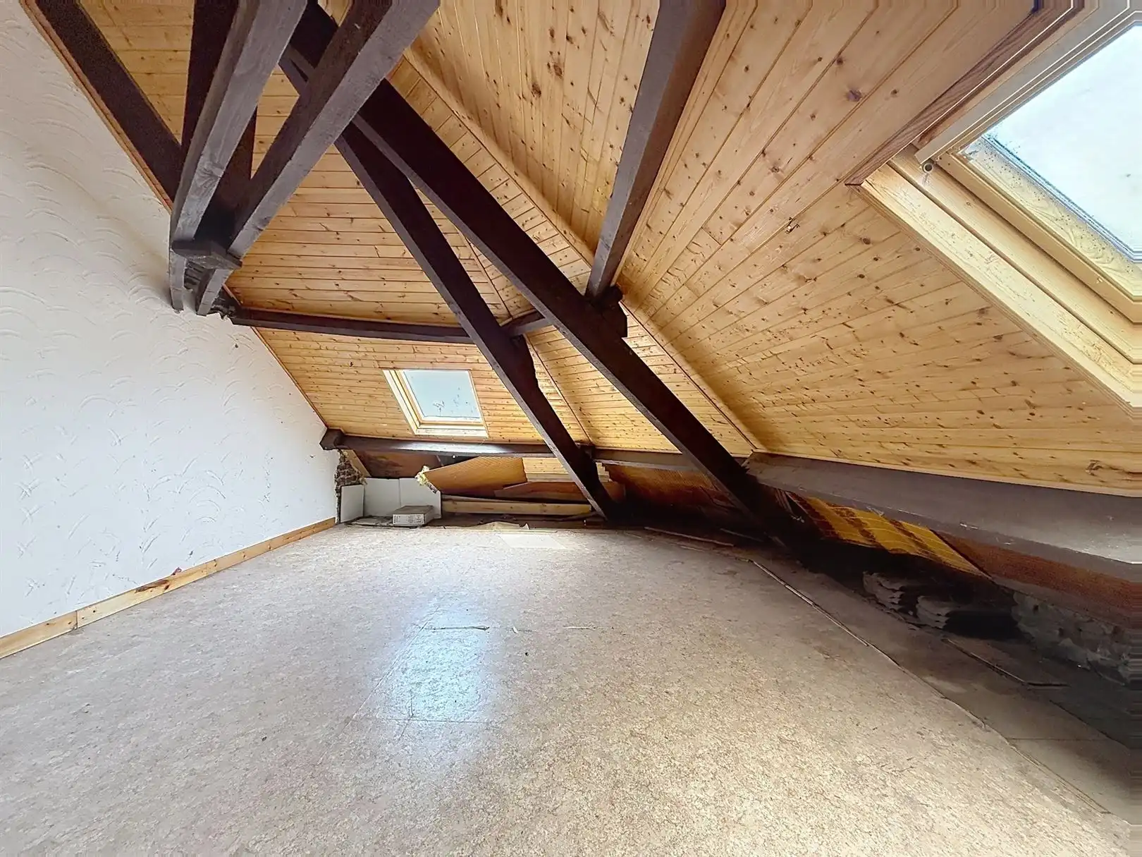 Te renoveren halfopen bebouwing, 4 slpks, garage en tuin foto 24