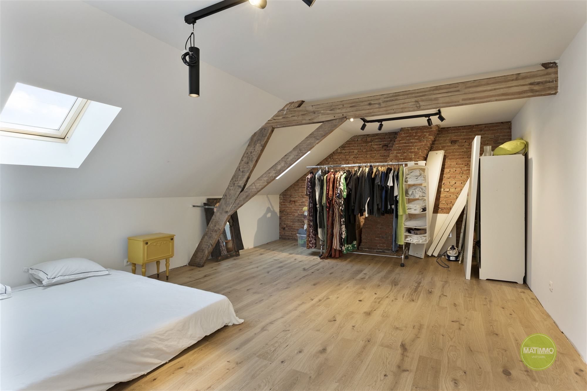 Authentiek handelspand in het hart van Mol foto 36