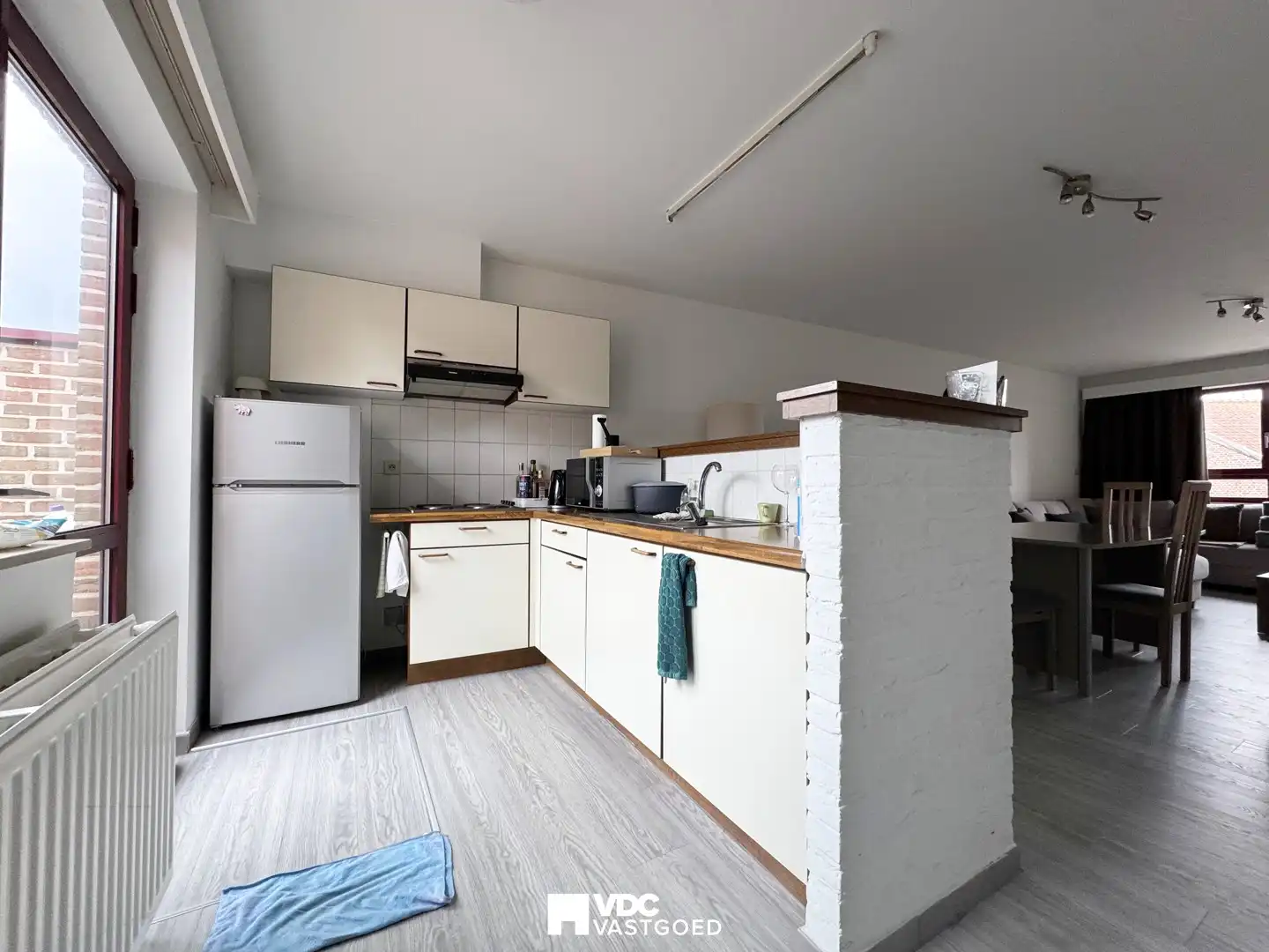 Mooi appartement met 2 slaapkamers in centrum Borgloon foto 2