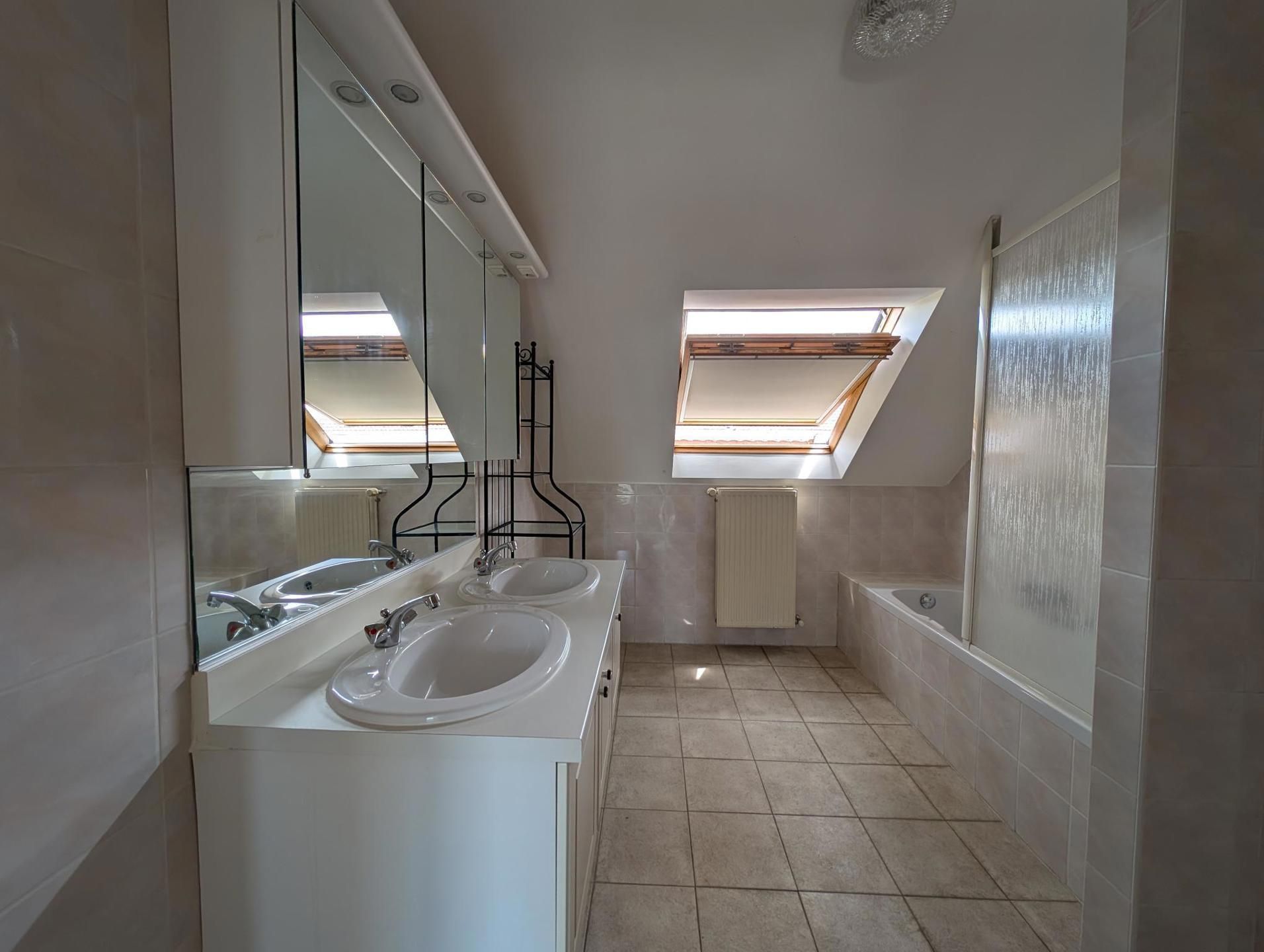 energiezuinig appartement met groot terras en prachtig zicht foto 12