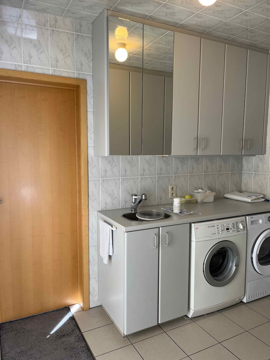 Charmante villa met kangoeroewoning of home office foto 21
