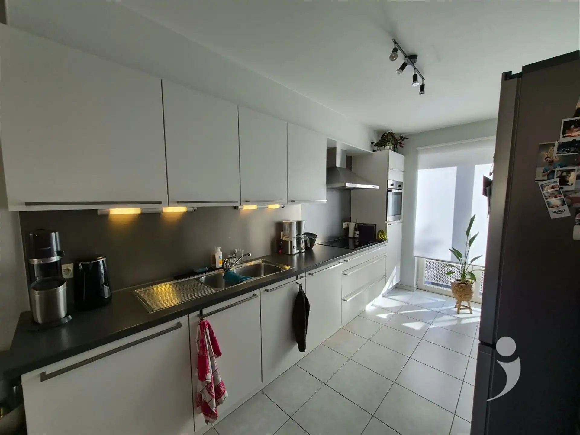 Ruime duplex foto 6