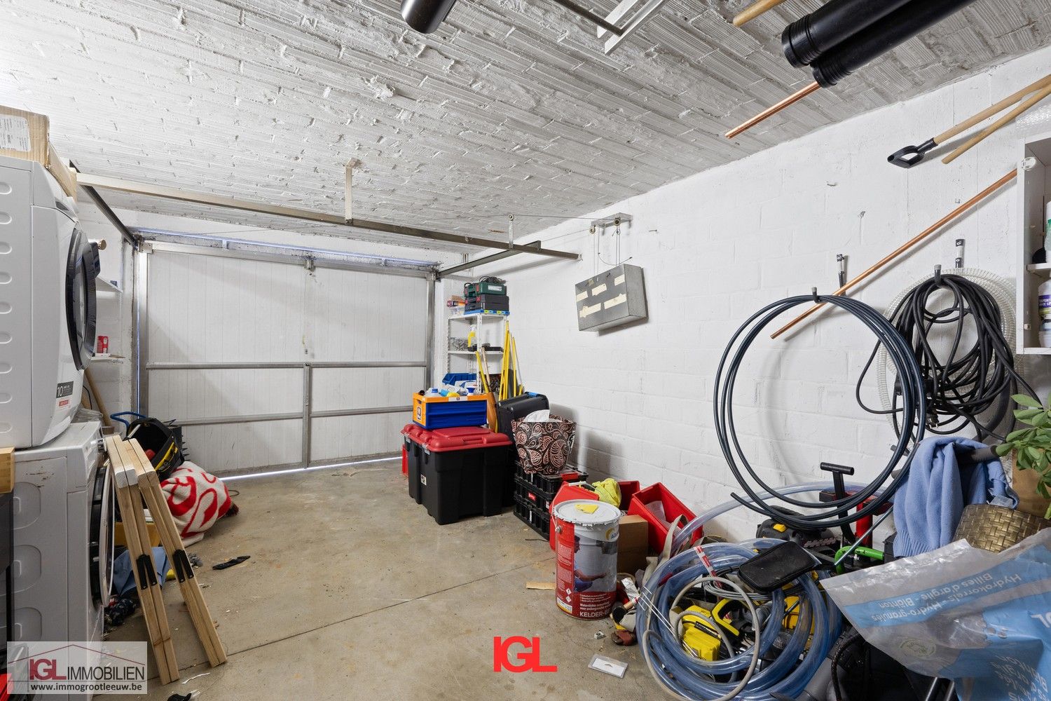 Ruim en licht appartement met 3 slaapkamers, groot terras en garage nabij centrum Sint-Pieters-Leeuw foto 17