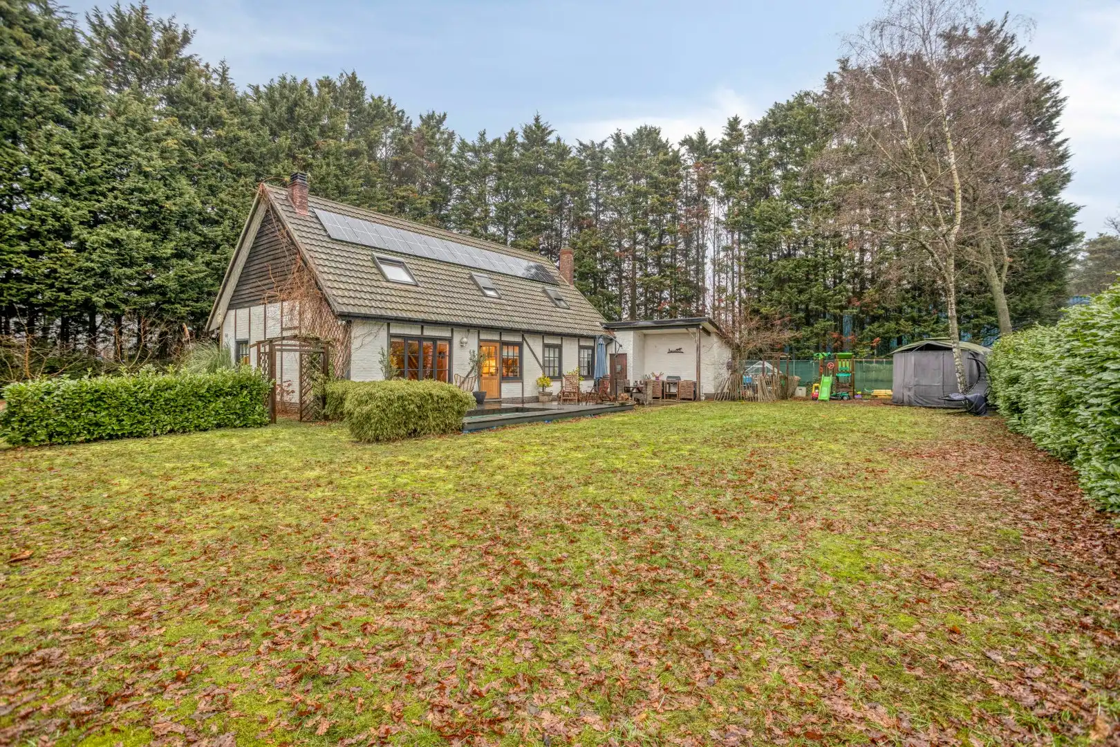 Gezellige, karakteristieke en energiezuinige woning met 4 SLPKS en 2 badkamers !  foto 28