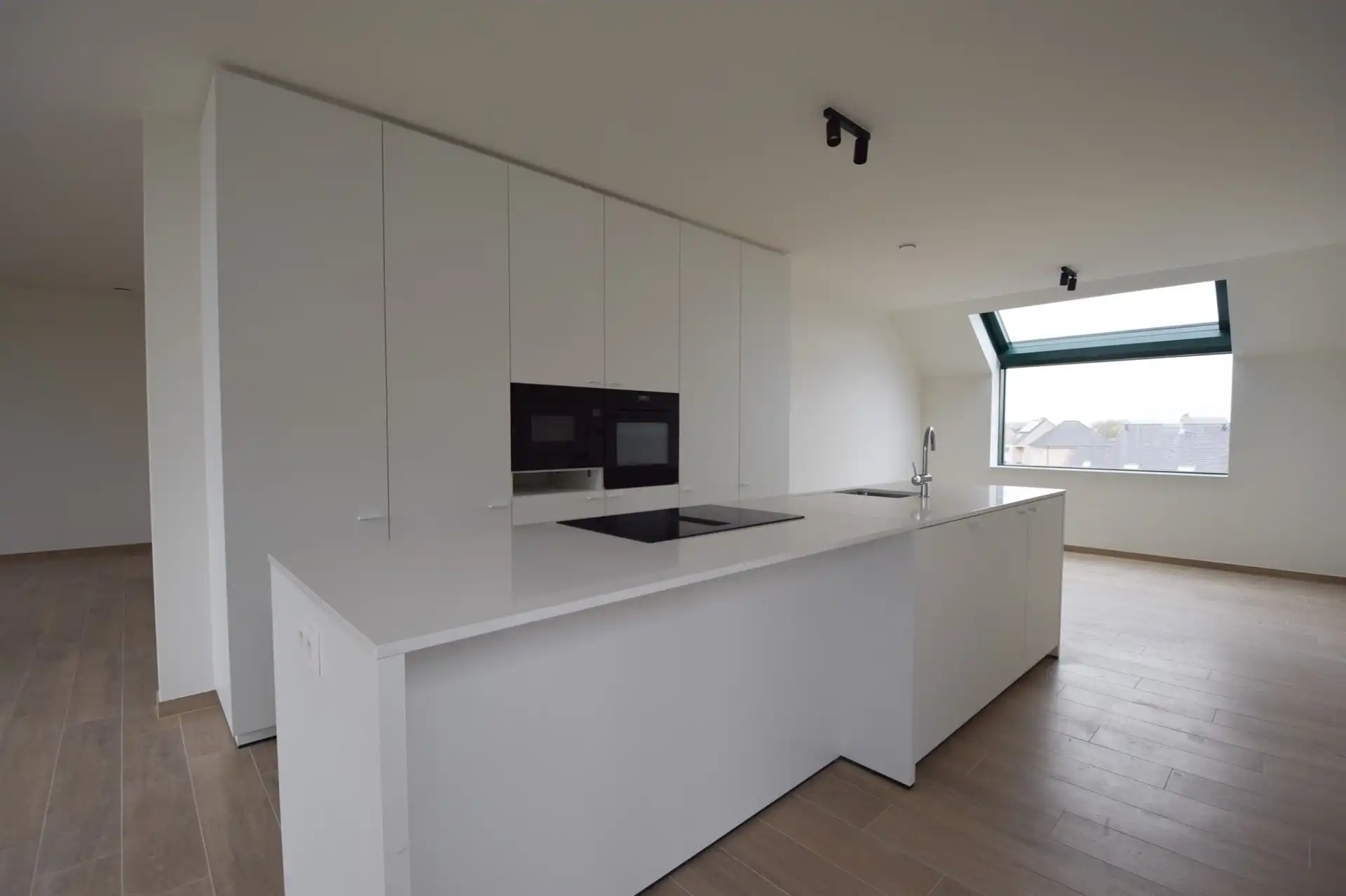 Luxueus duplex-appartement in het centrum van Sint-Gillis-Waas! foto 5