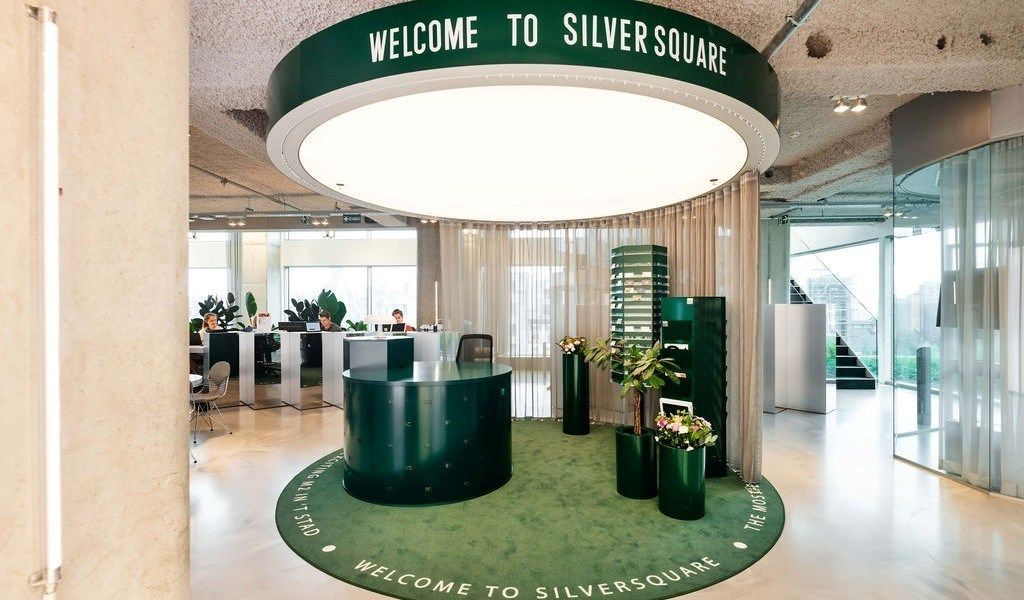 SQ Antwerp Tower - Luxueuze gemeubelde kantoren met diensten foto 3