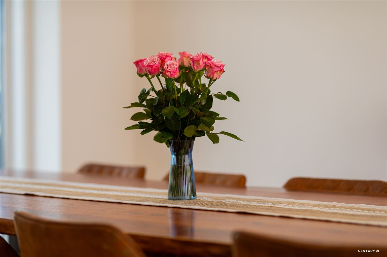 Instapklare, recent gerenoveerde woning met 3 slaapkamers foto 3
