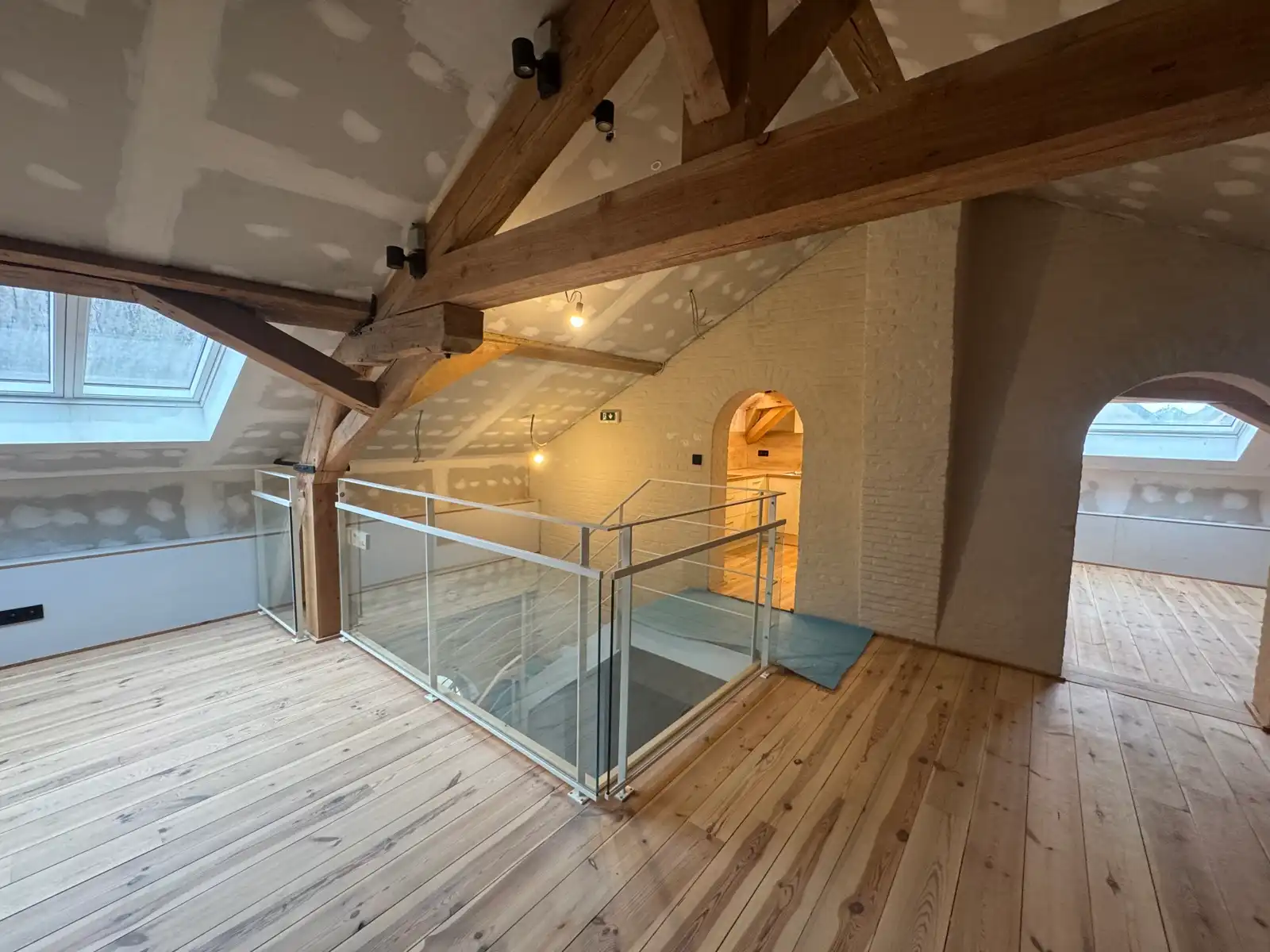 Karaktervol kantoor te huur in hartje Diest foto 5