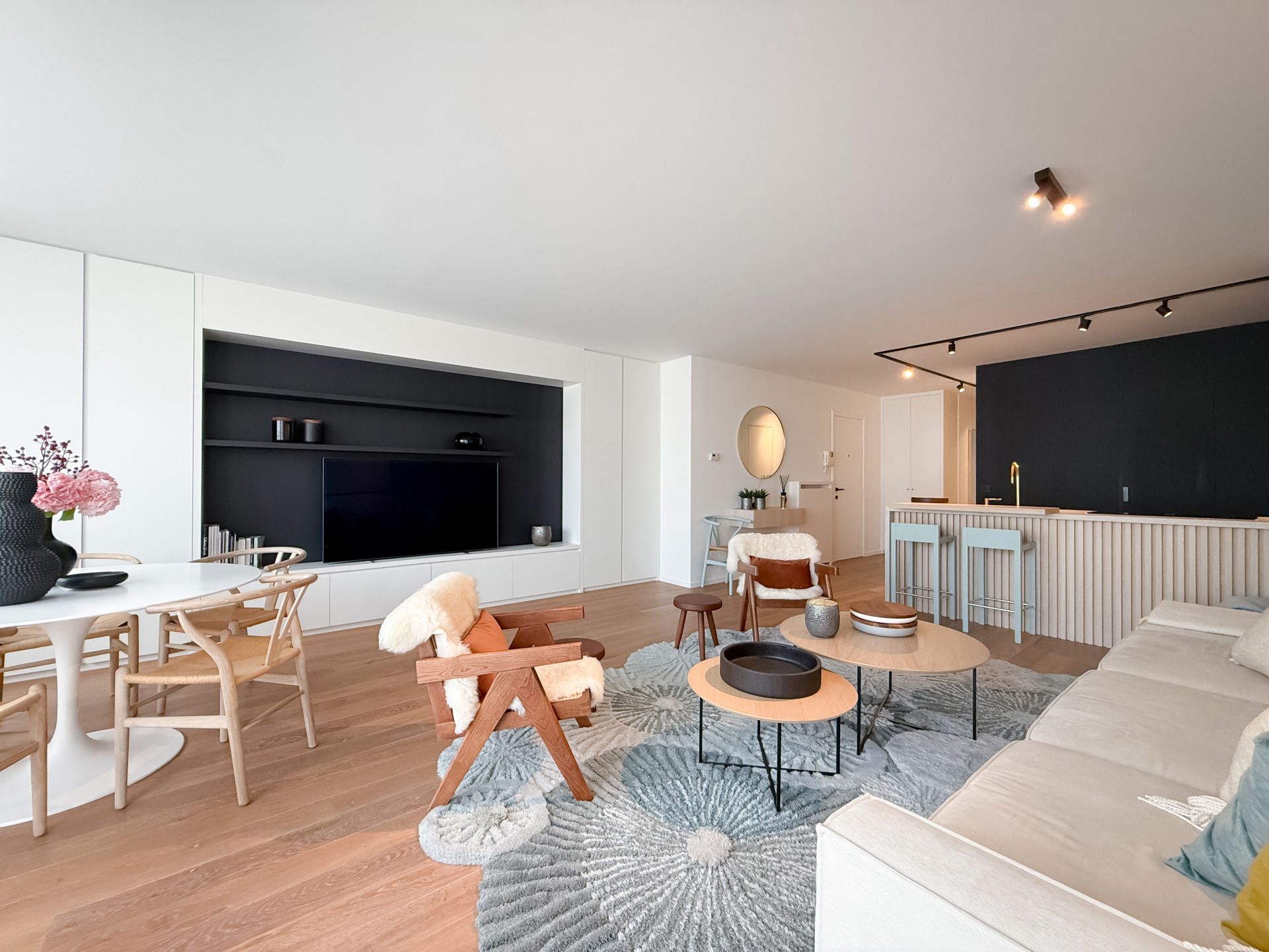 Stijlvol appartement met hoogwaardige afwerking en garage... foto 16