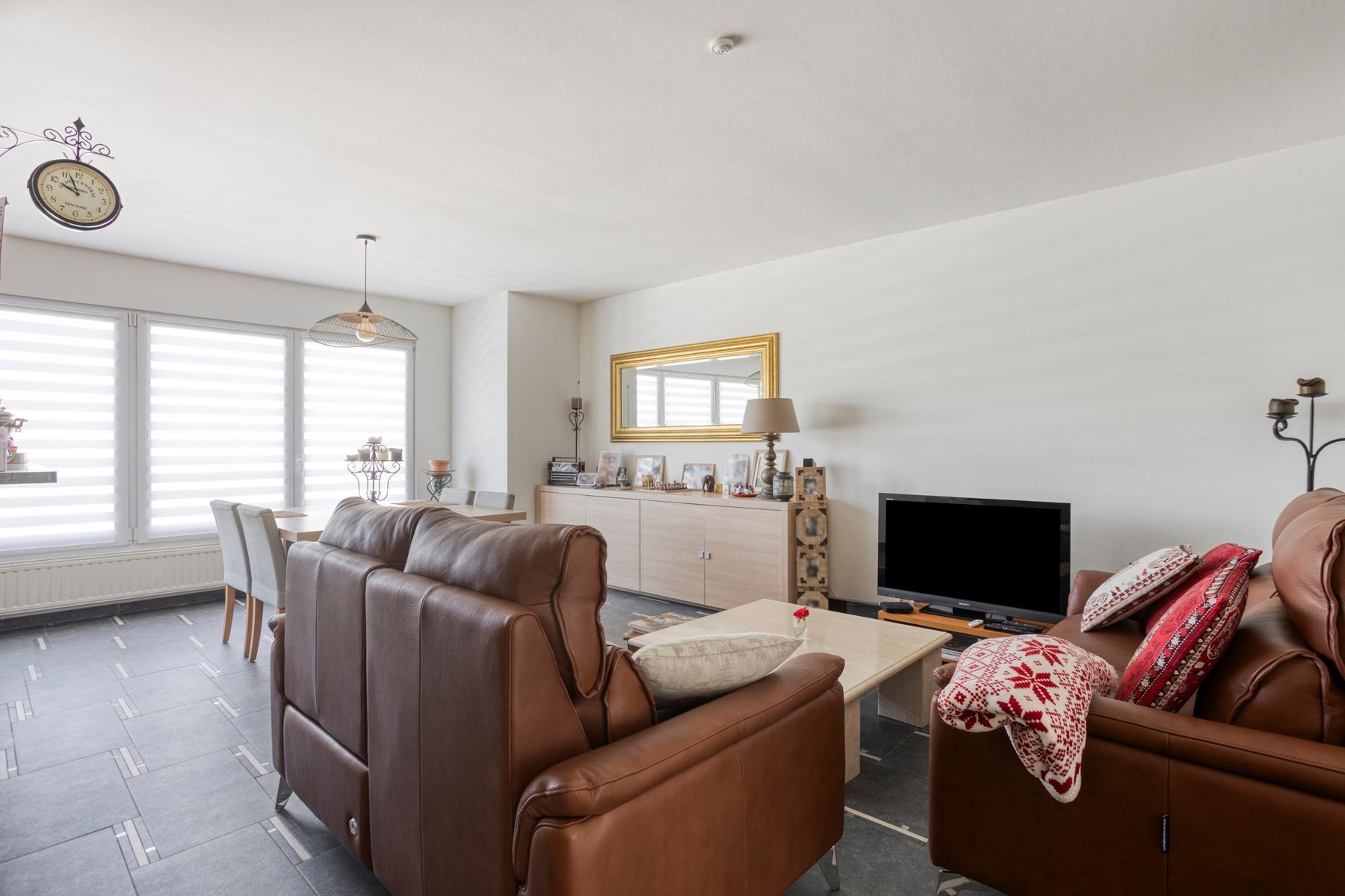 Instapklaar 3-slaapkamerappartement met ruim terras foto 6