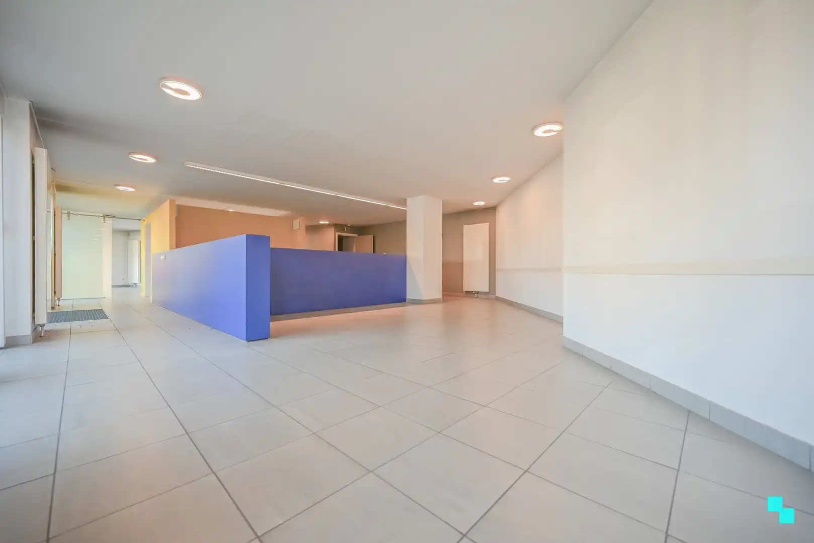 Centraal gelegen kantoorruimte in Tielt foto 2