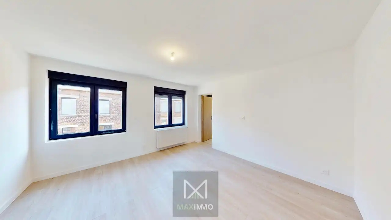 Volledig vernieuwde woning in centrum Lauwe – luxe, licht en leefruimte in één pakket foto 8