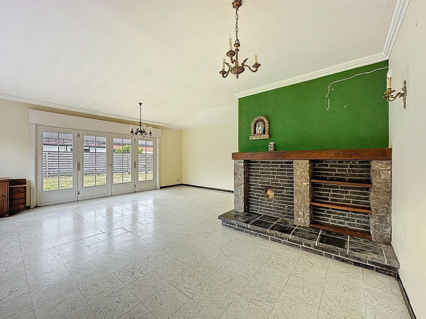 Gelijkvloerse villa met opknapwerk nabij het Hannecartbos. foto 5
