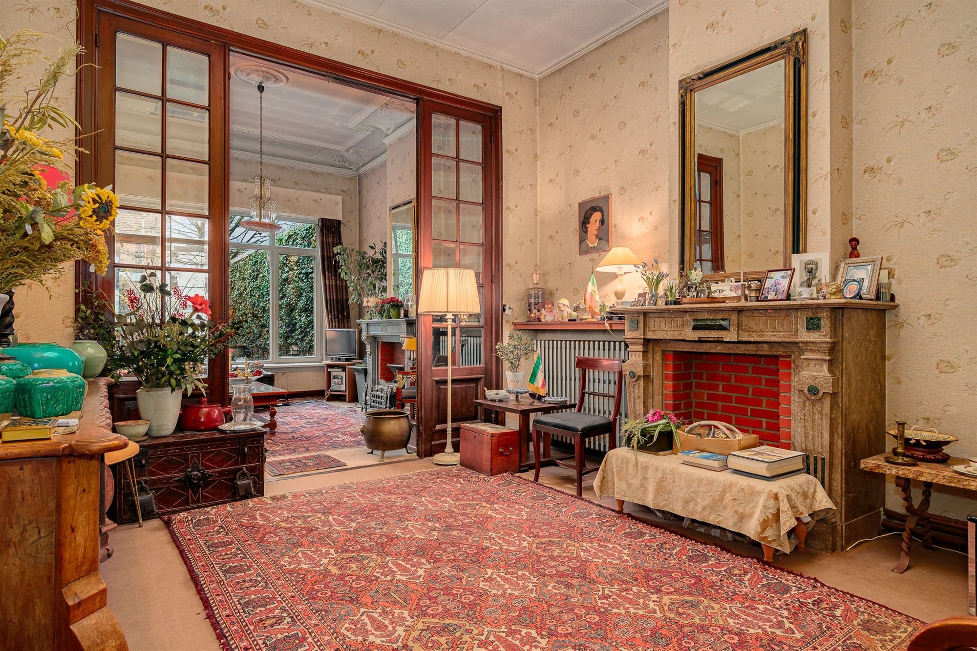 Prachtig winkelwoonhuis in eclectische stijl met 6 slk + zuidtuin foto 4