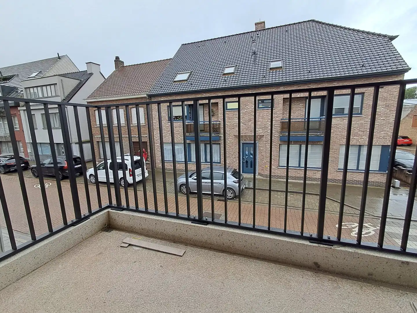 Ruim appartement met 2 terrassen! foto 7