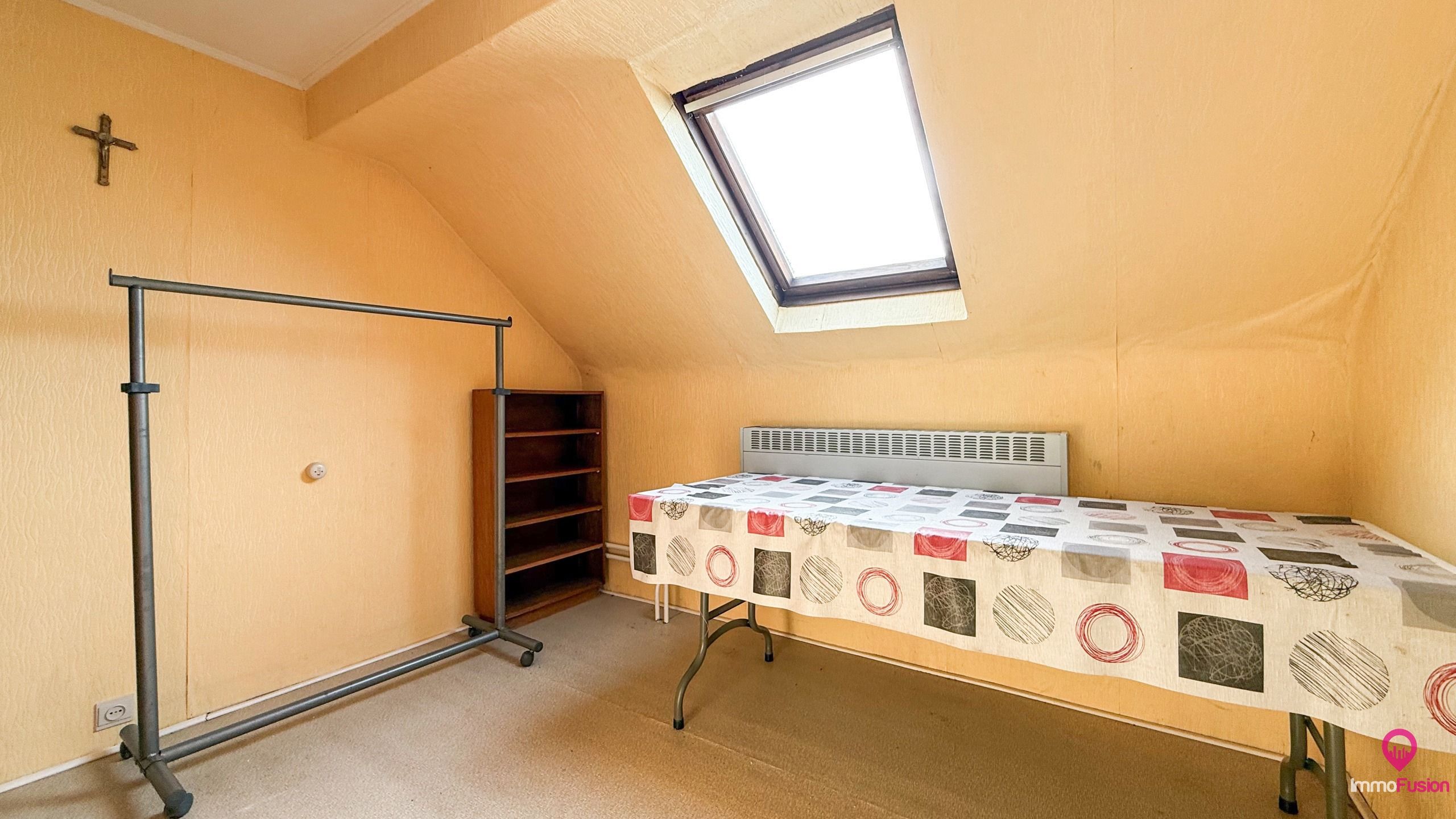 Ruime boerderij op ±33a met stallen en renovatiepotentieel! foto 17