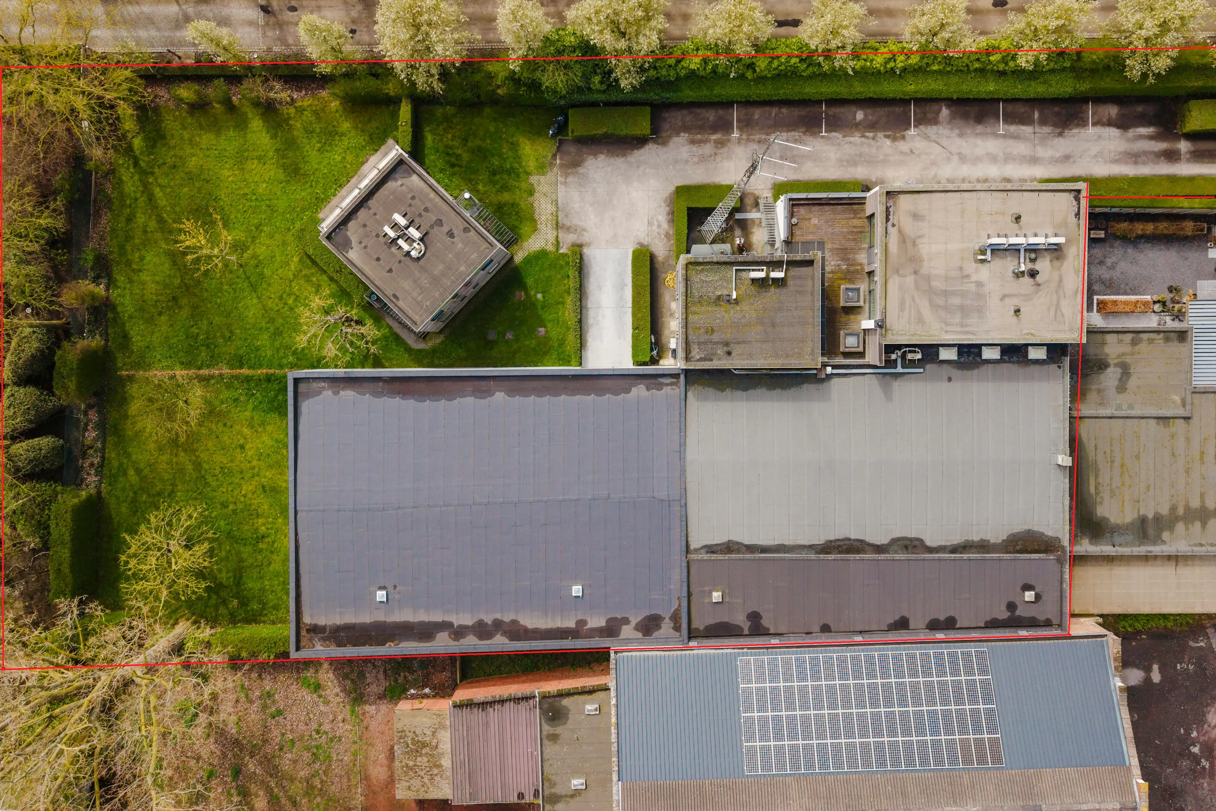 Perfect onderhouden opbrengsteigendom te koop te Kortrijk foto 17