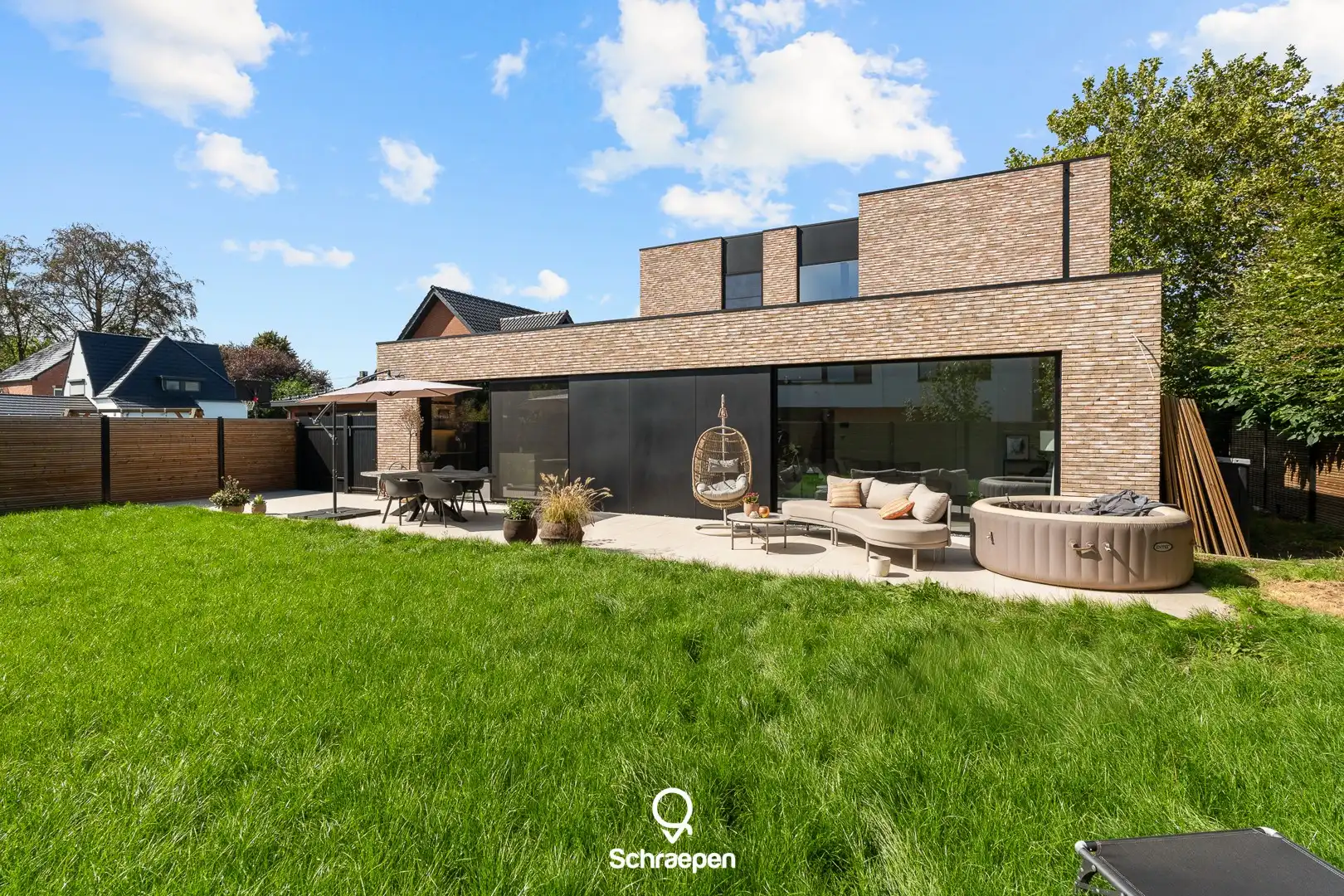 Knappe nieuwbouwwoning met handelsruimte op zichtlocatie te Zonhoven! foto 4