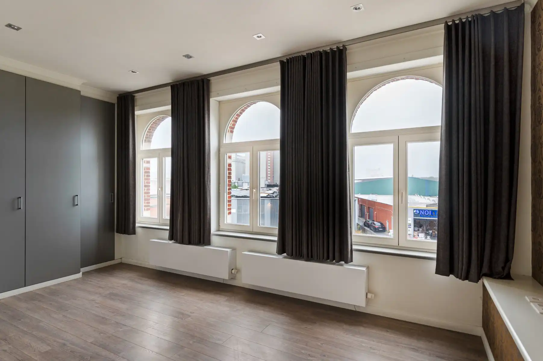 Karaktervolle herenwoning met tuin, koetshuis en veel ruimte foto 18