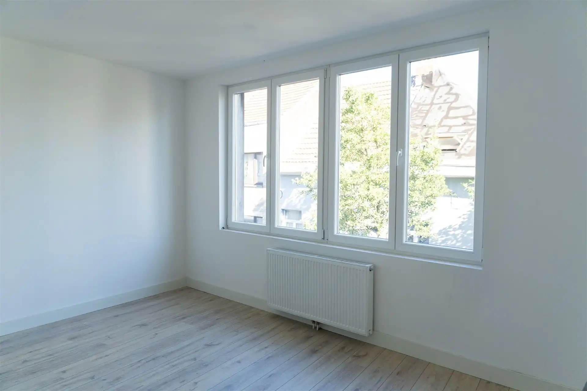 Ruime instapklare woning met garage en EPC B  foto 16