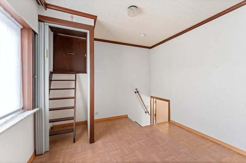 Roeselare - aan de rand van de stad : Charmante landelijke woning met tuin nabij de Zilverberg – Roeselare opp. 655 m² foto 10