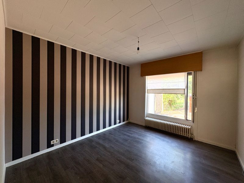 Ruime bungalow met 2 slaapkamers en tuin foto 7