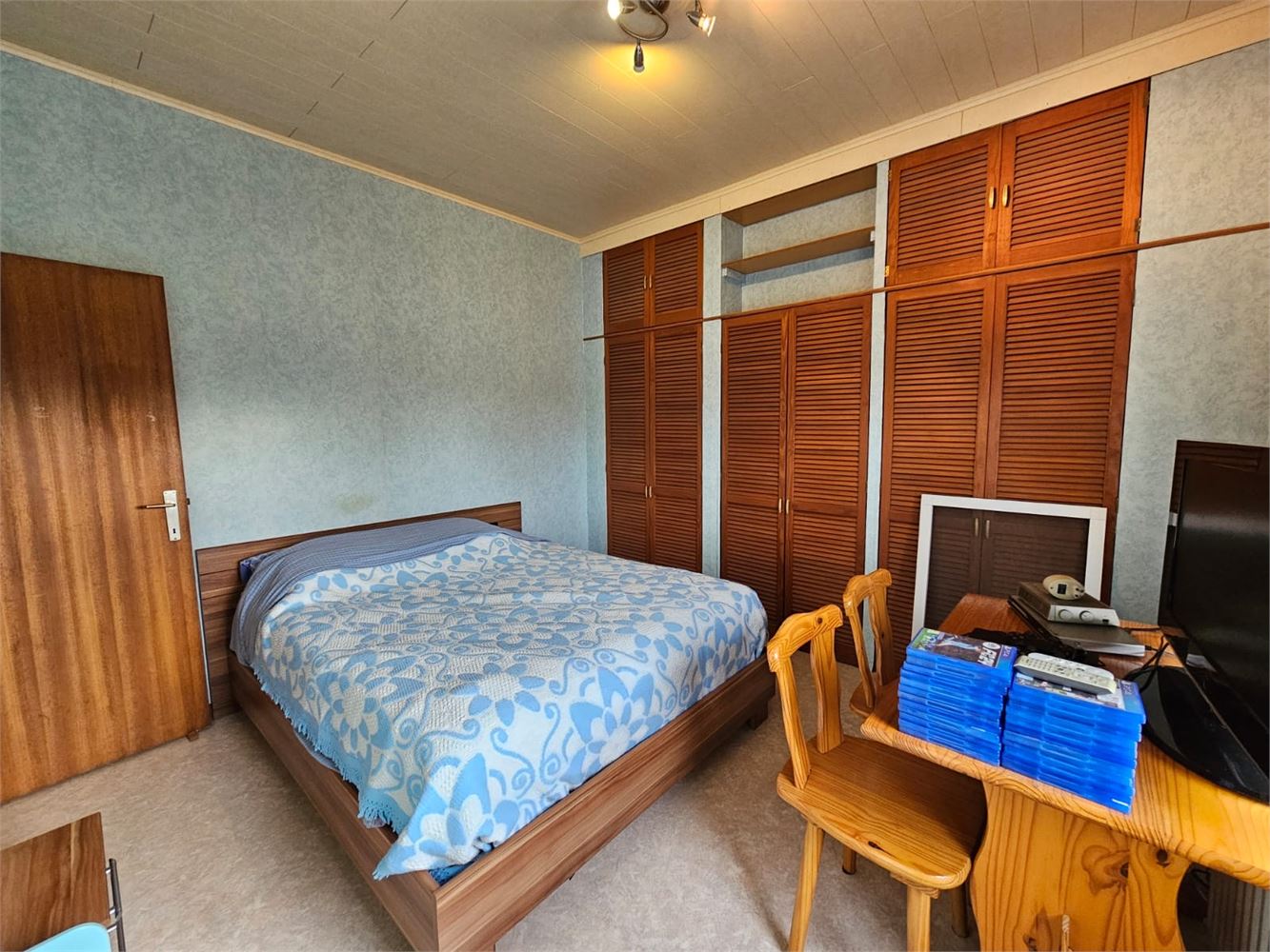 Ruime, praktische woning met tuin foto 22