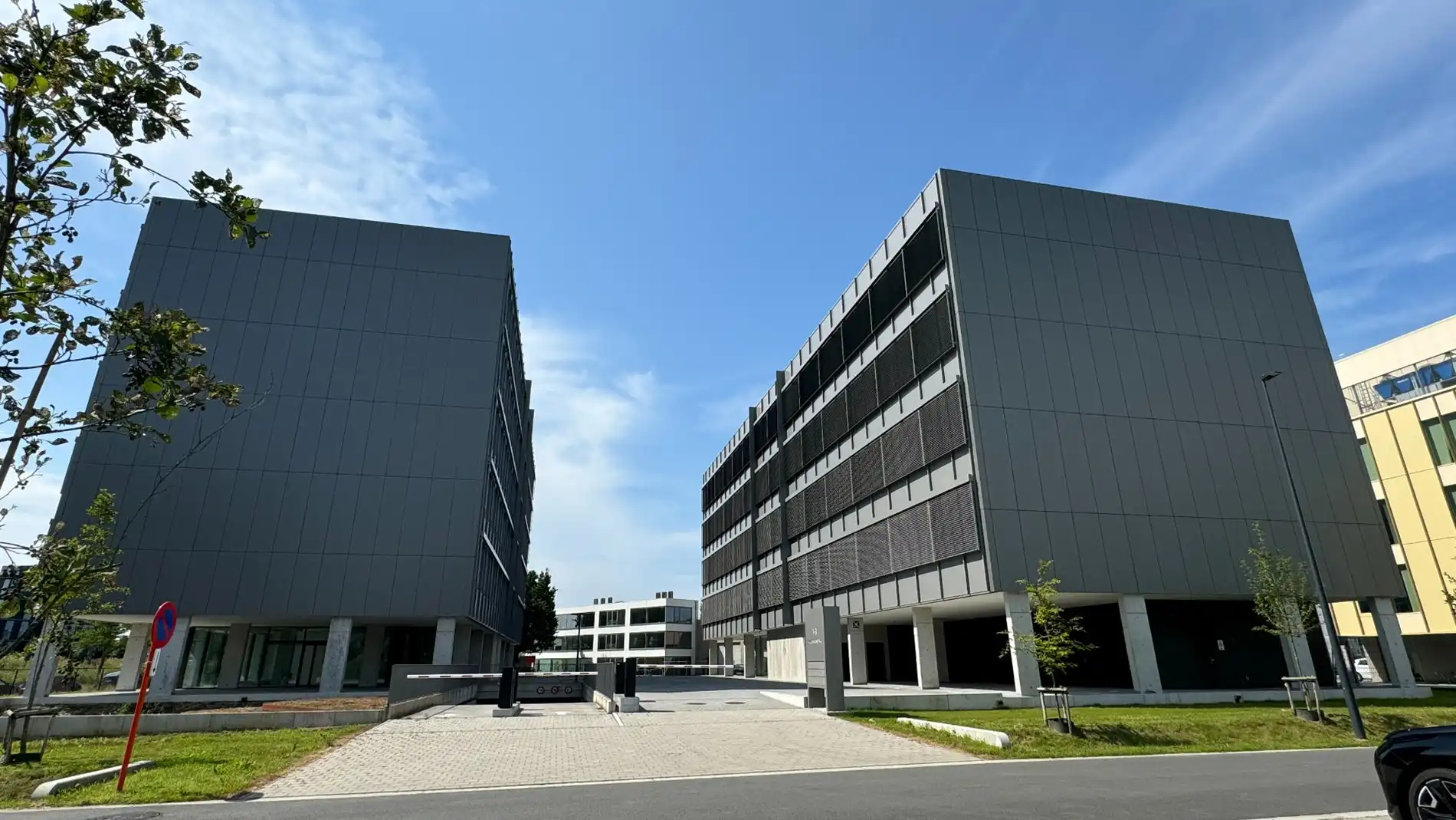 Nieuwbouw kantoren te huur aan The Loop in Gent foto 13