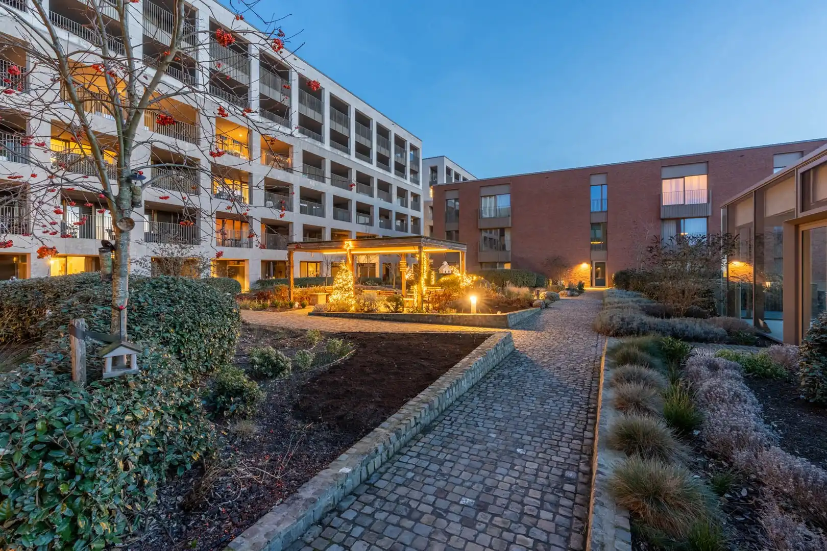 QUARTIER BLEU - Stijlvol 1-slaapkamerappartement met gezellig terras, op topligging nabij het centrum. foto 14