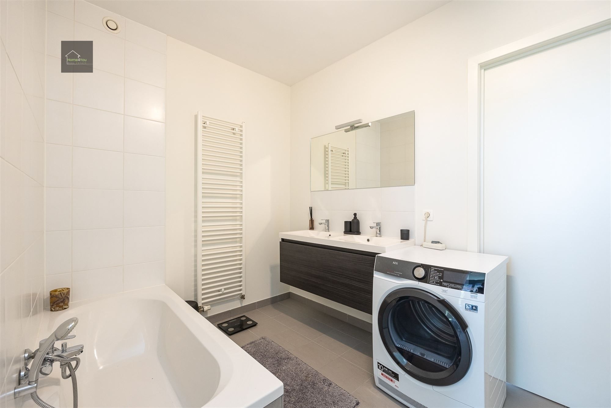 Luxe duplex appartement met groot terras en prachtig uitzicht foto 26