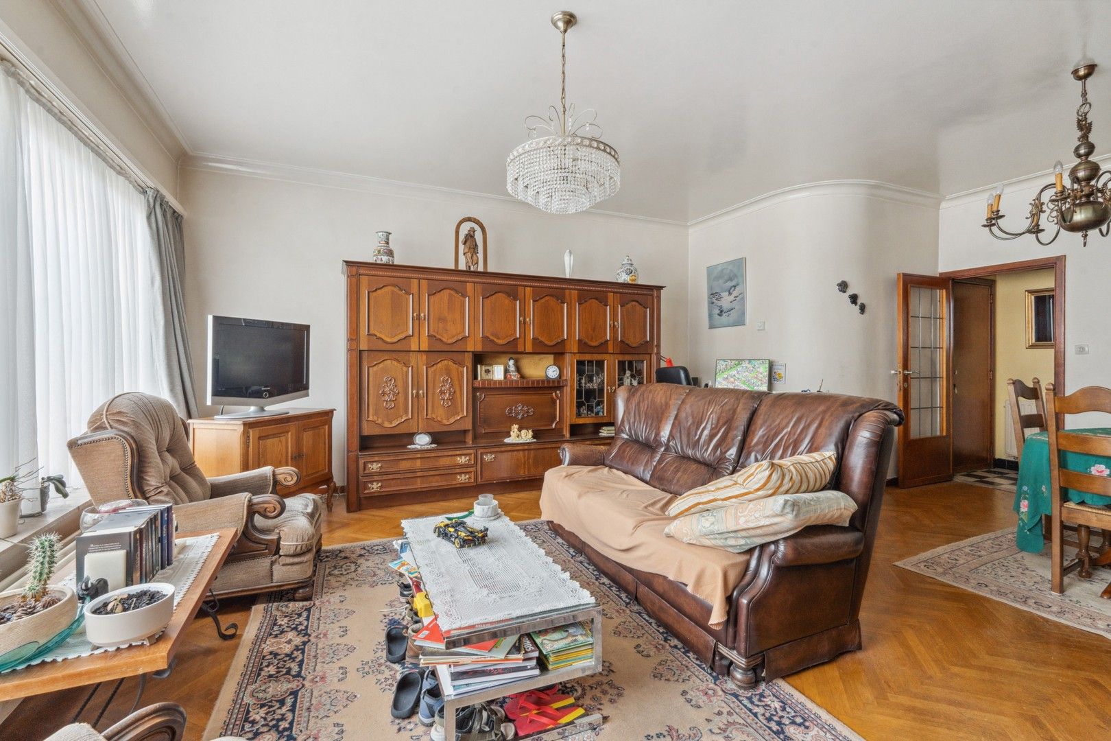 Opbrengsteigendom met tuin en 2 appartementen te koop foto 14