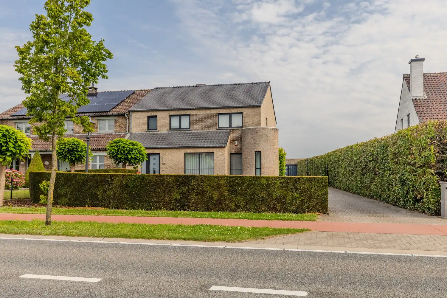 Ruime woning met drie slaapkamers, garage en prachtig landelijk uitzicht in Veldwezelt (Lanaken) foto 33