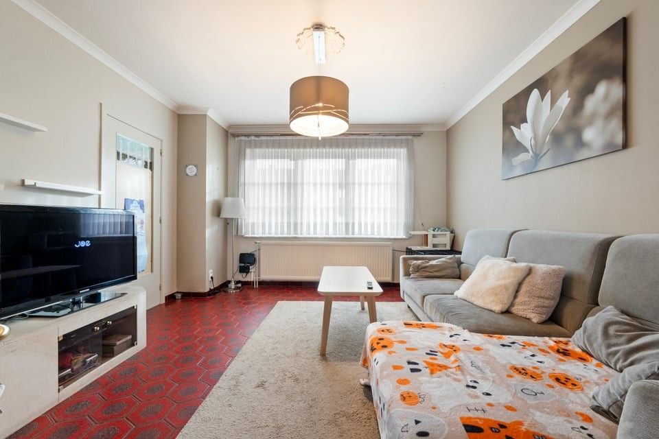 ENERGIEZUINIGE GEZINSWONING MET GARAGE VLAKBIJ HET CENTRUM VAN SINT-TRUIDEN foto 4