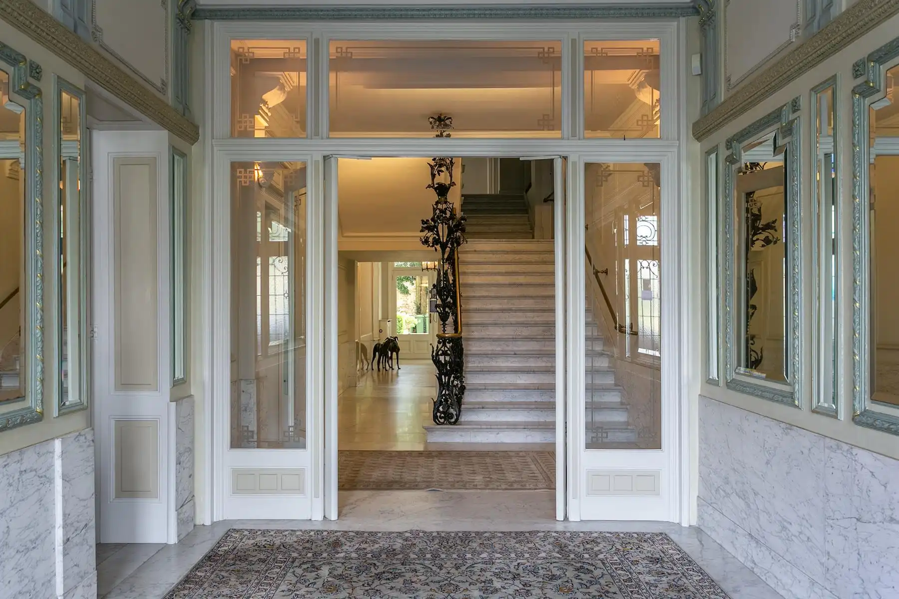 ANTWERPEN-STADSPARK - Historisch stadspaleis met omvangrijke en rustige tuin foto 10