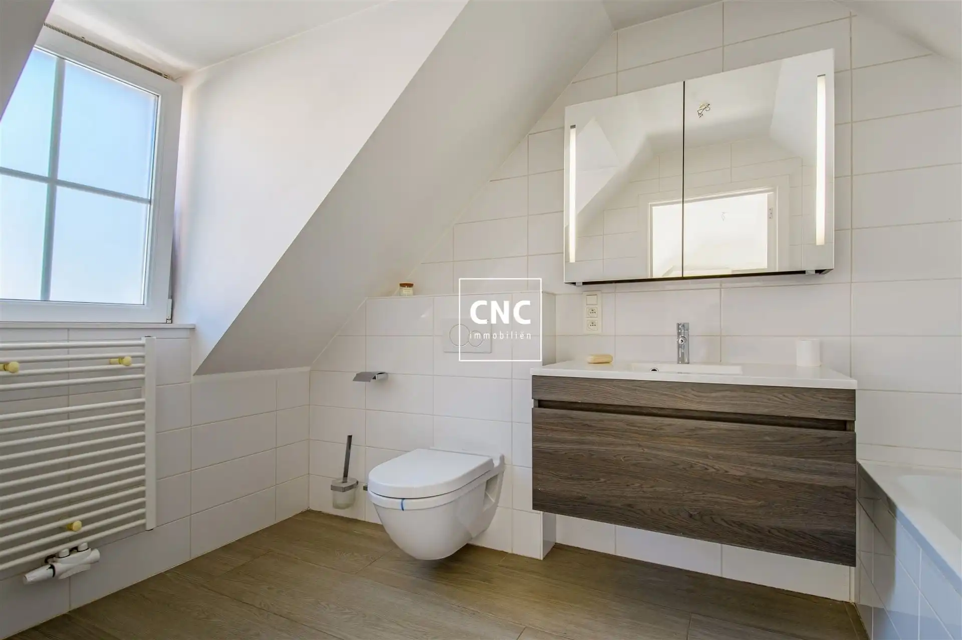 Lichtrijk en prachtig afgewerkt duplex-appartement - Heist foto 15