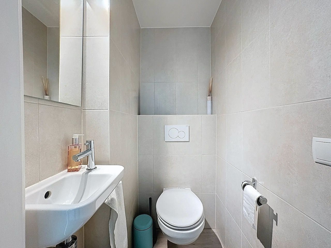 Quasi nieuwbouwappartement (A-Label) met zijdelings zeezicht te Duinbergen foto 15