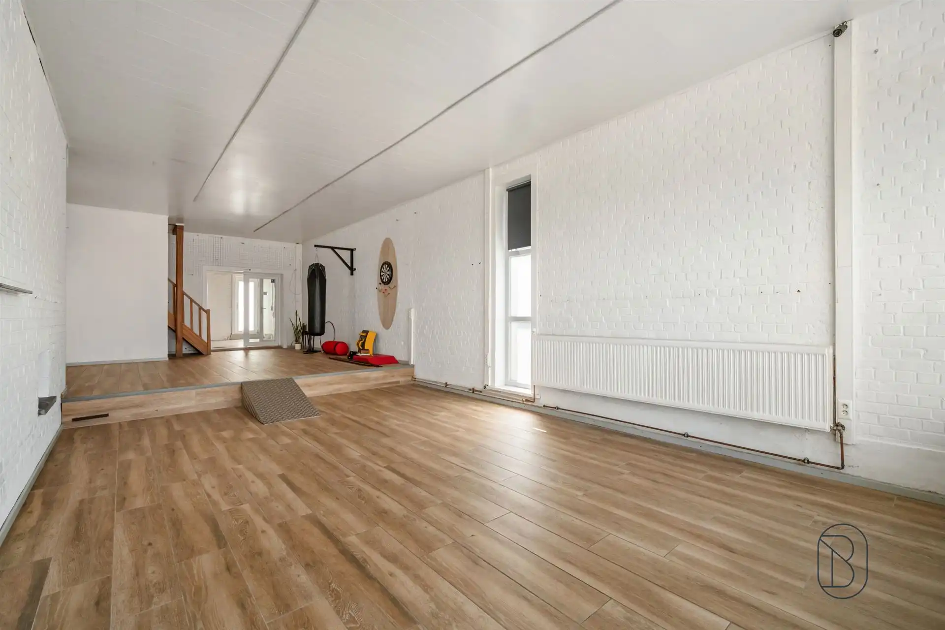 Grote HOB met garage + atelier, en 5 SLK.  foto 17